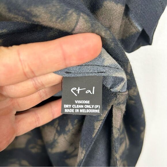 ETAL made in Melbourne ADRIENNE ROLL-NECK TOP BE - Picture 4 of 7